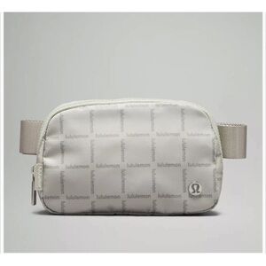 Lululemon Everywhere Belt Bag 1L Wordmark Grid Mini Raw Linen